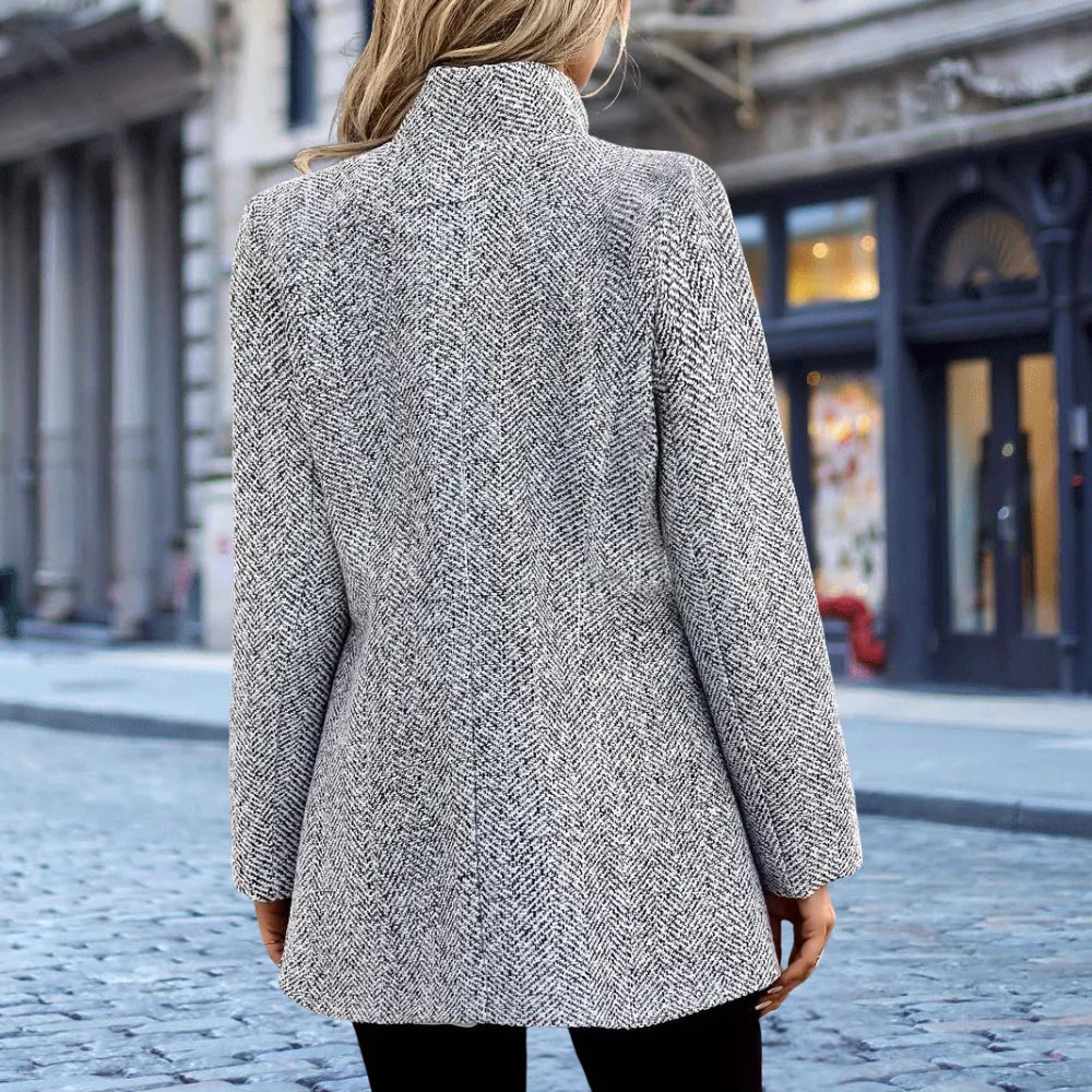Avencea - Elegant Blazer for Women