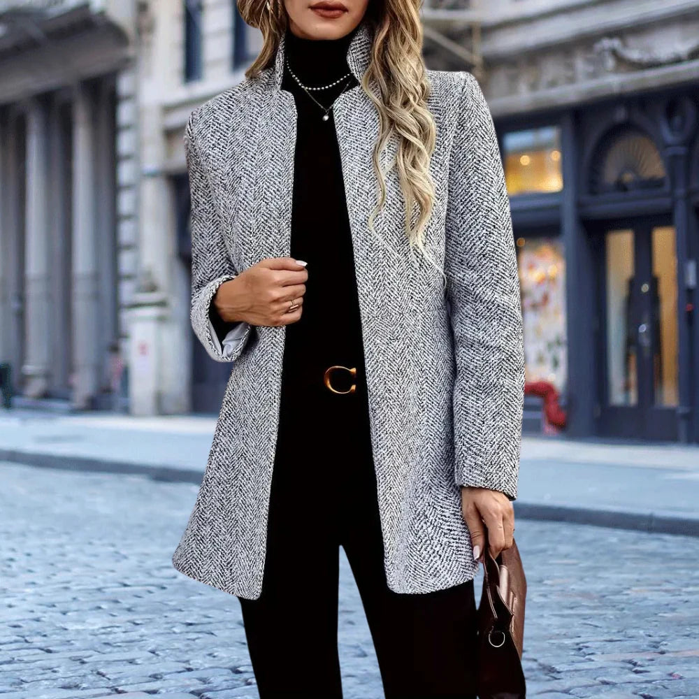 Avencea - Elegant Blazer for Women